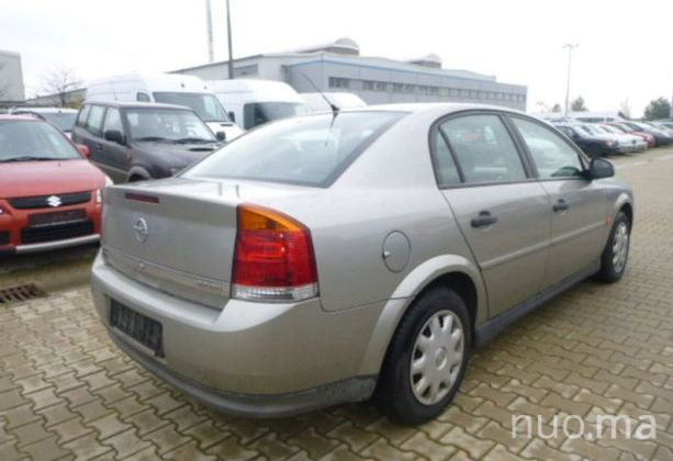 Opel Vectra nuomai, AutoGrupė