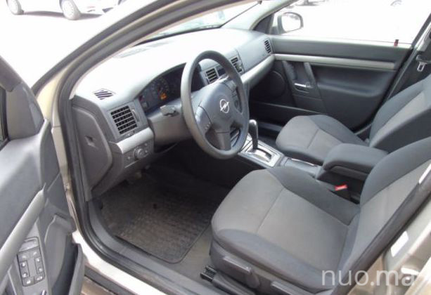 Opel Vectra nuomai, AutoGrupė