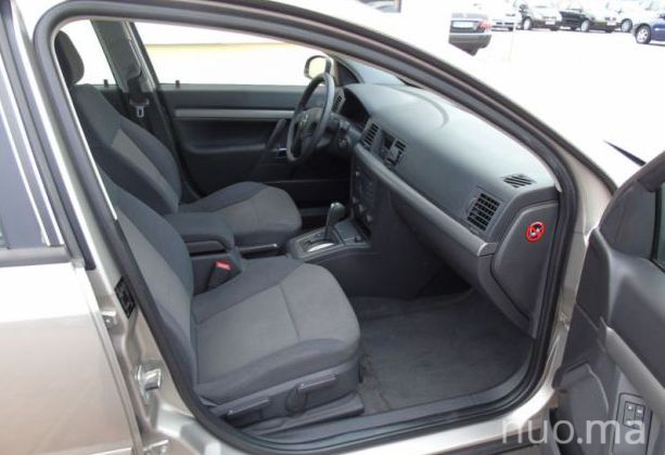 Opel Vectra nuomai, AutoGrupė