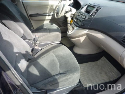 Mitsubishi Grandis nuoma, AutoGrupė