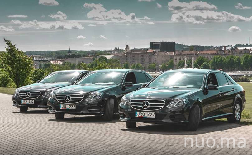 E klasės Mercedes nuoma, AutoKorona