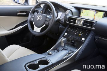 IS klasės Lexus nuoma, AutoBanga