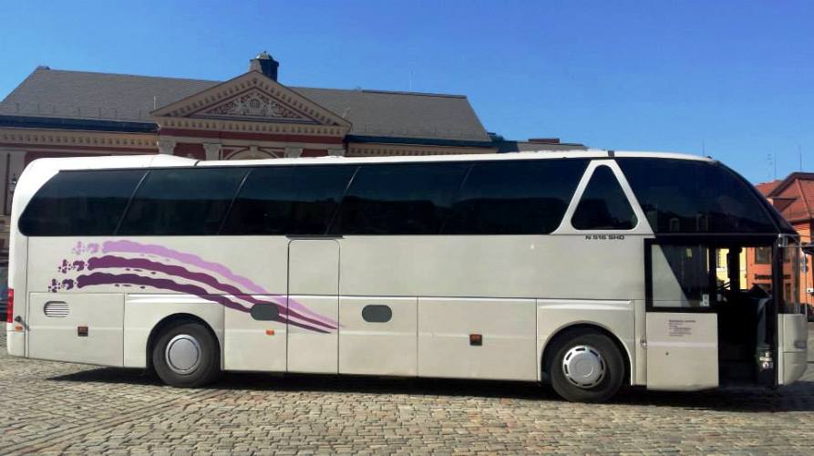 Neoplan Starliner 516 SHD autobuso nuoma, UAB „Sinaras“