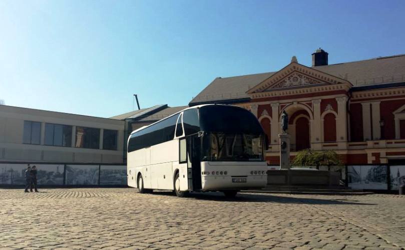 Neoplan Starliner 516 SHD autobuso nuoma, UAB „Sinaras“